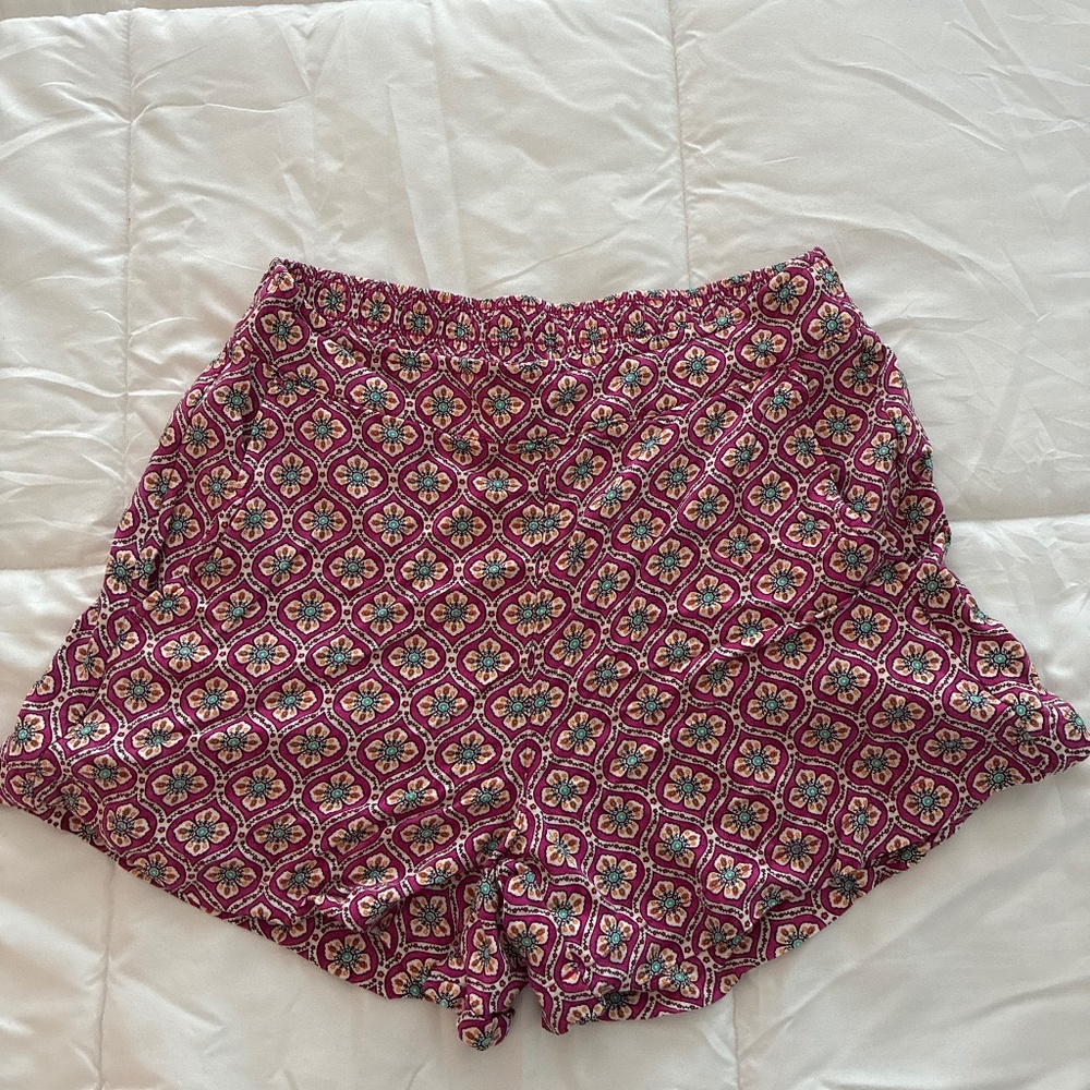 Women’s shirts